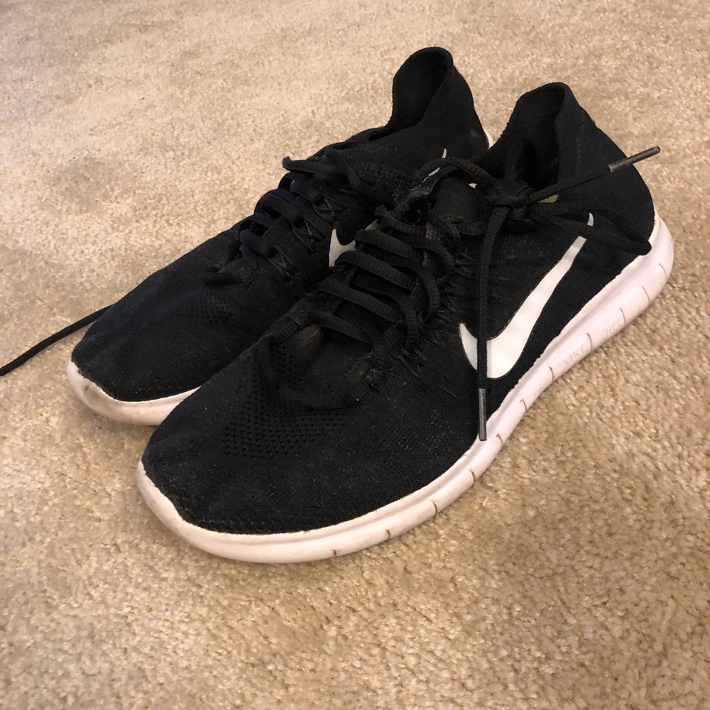 Nike gym shoes
